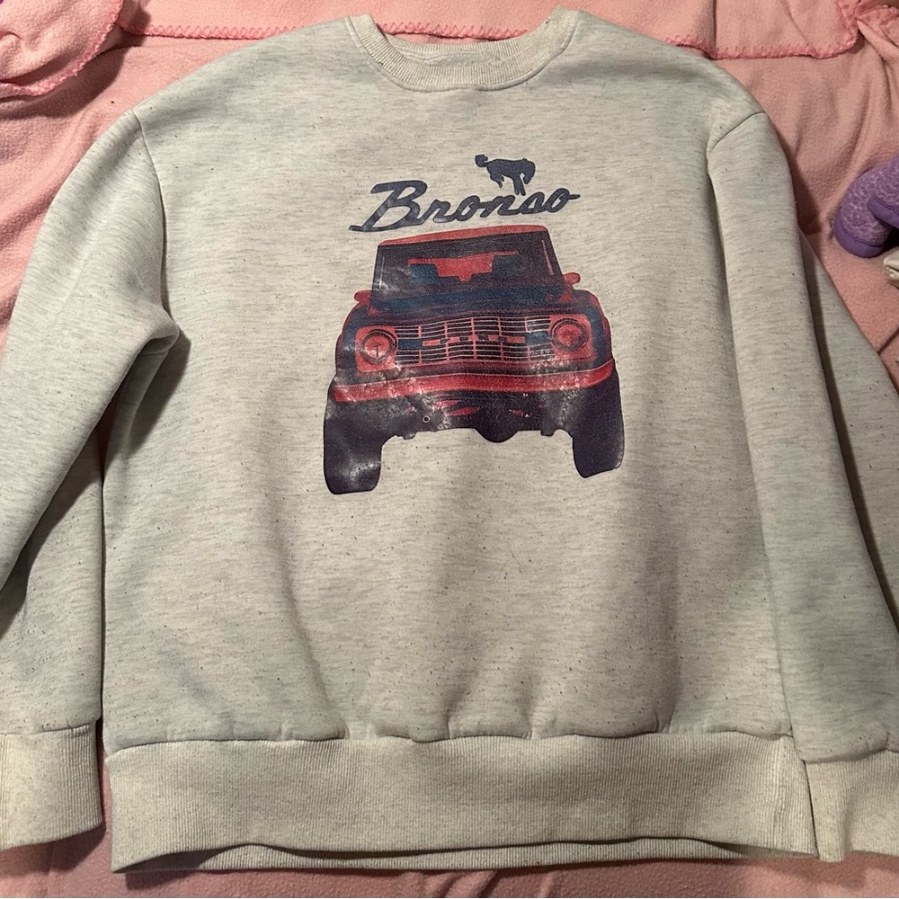 Women's Bronco sweatshirt